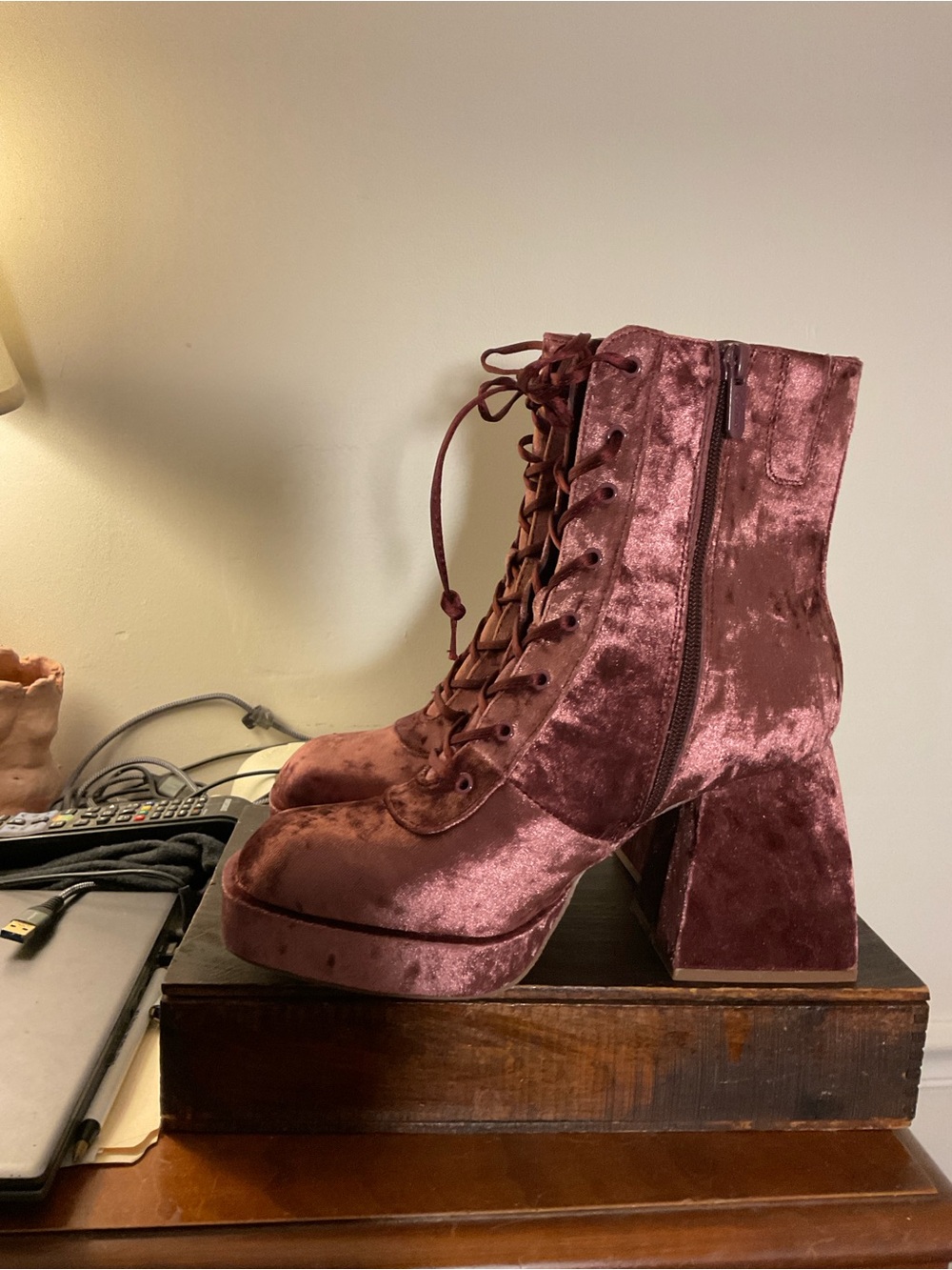 Circus Sam Edelman Kia Crushed Velvet Block Heel Hippie Boots New In Box Sz 8